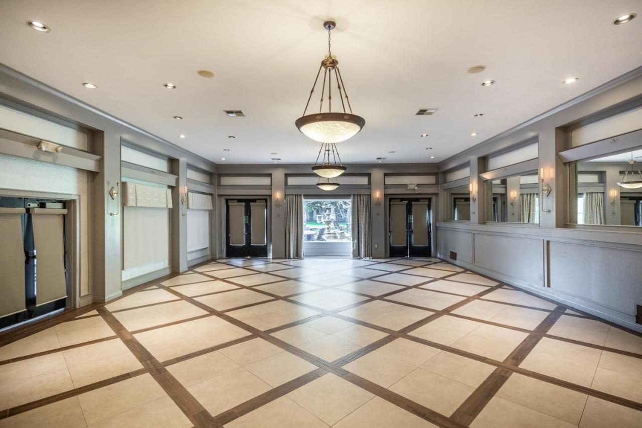 Inn Marin And Suites, Ascend Hotel Collection نوفاتو المظهر الخارجي الصورة