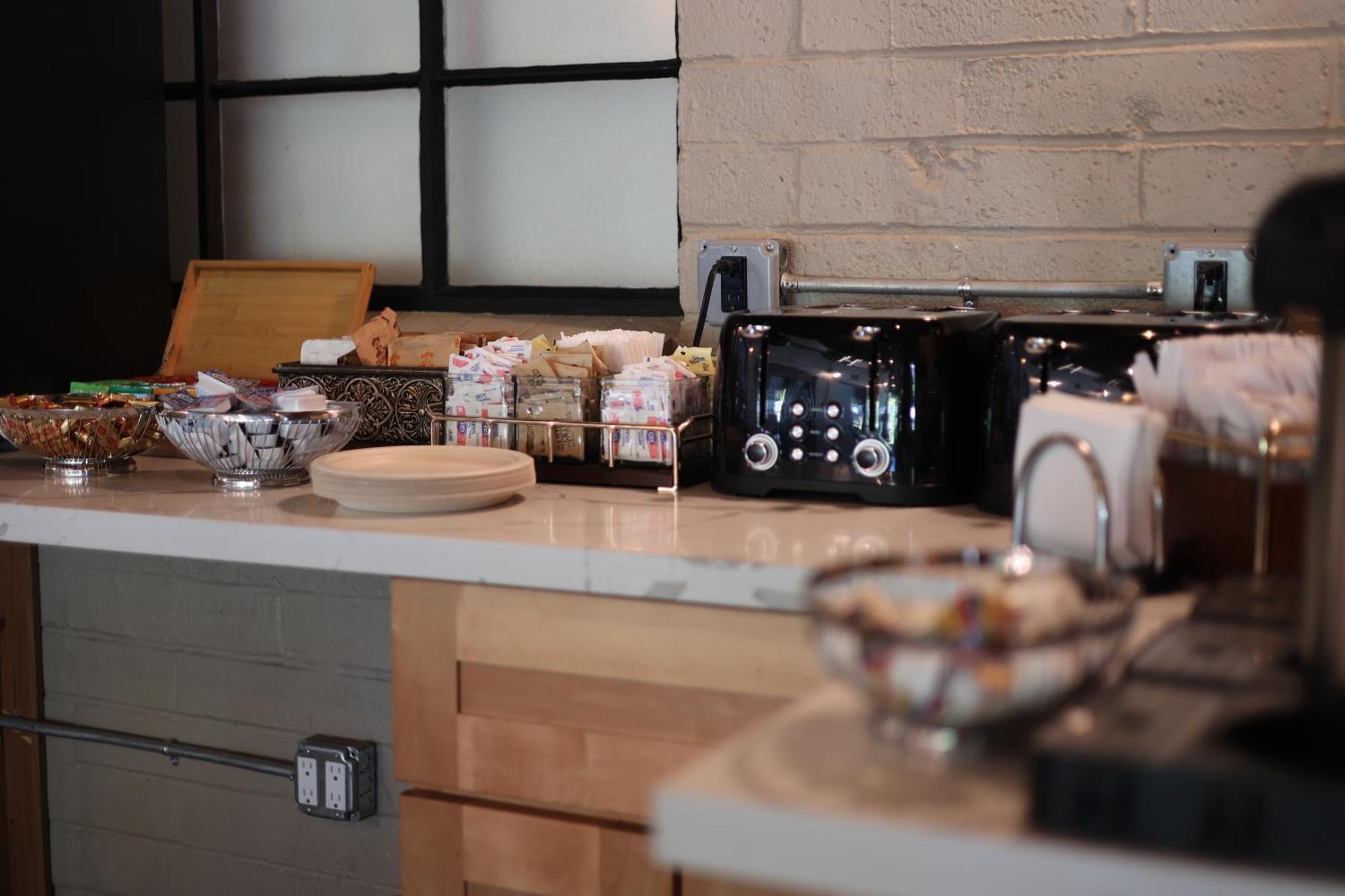 Inn Marin And Suites, Ascend Hotel Collection نوفاتو المظهر الخارجي الصورة
